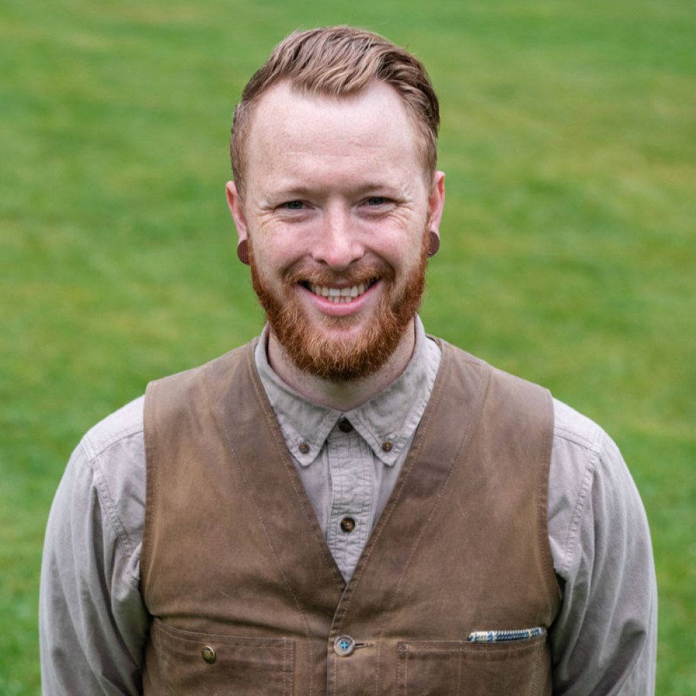 Chris Hanson Headshot